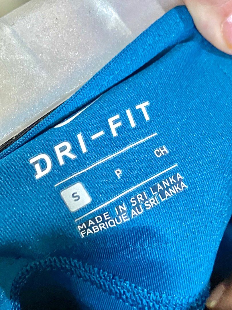Nike Leggings fits s-m (Category: Activewear) located in Quezon City. Submitted by izastuff (Listing ID 1284698758, Image 2). Description: No low ballers! Mop: bdo gcash Loc: commonwealth, qc.