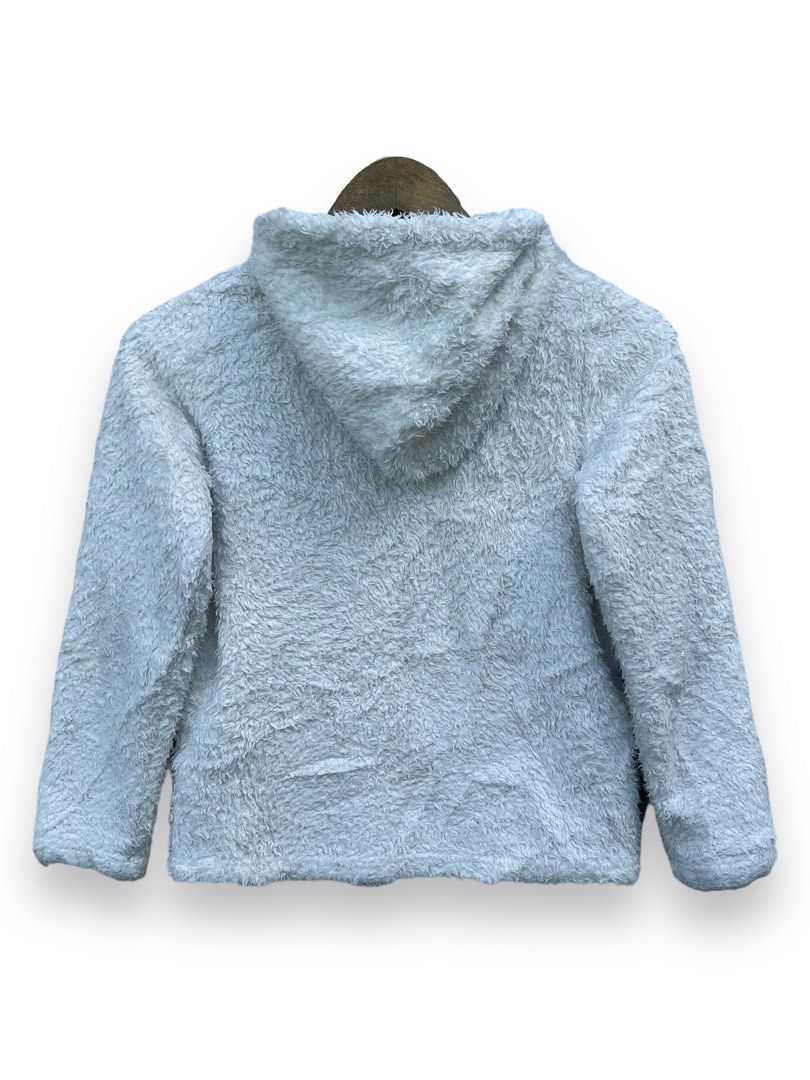 Patagonia fluffy sweater deals