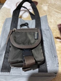 （分類：）位於 。 由 eric_ng1230 提交（商品編號 1284699759，圖片 1）。簡介： 。