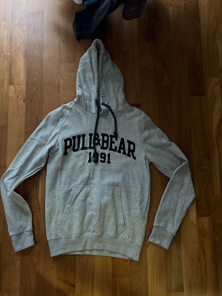 Pull and bear 1991 hoodie clearance