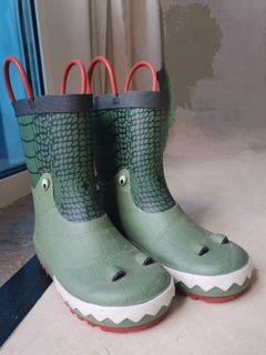 Cheap rain hotsell boots near me