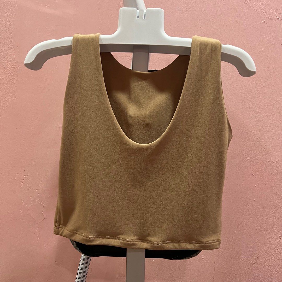 Reversible Nude Crop Top (Category: Sleeveless) located in Manila. Submitted by zannedeclutters (Listing ID 1284568390, Image 1). Description: ‼️‼️‼️PLEASE READ FIRST👇🏼 Measurements are already included in the photos. RFS: not using anymore. Na-stuck nalang sa cabinet. Please manage your expectations Shipping: Mon-Fri: pickup point from Avida Towers San Lazaro / SM San Lazaro Shipping via Grab or Lalamove ONLY. No JRS, J&T, LBC, Gogoexpress or 