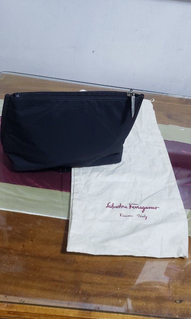 Salvatore ferragamo (Category: Luxury Bags & Wallets) located in Manila. Submitted by mistej (Listing ID 1284689174, Image 1). Description: salvatore ferragamo clutch bag authentic guaranteed japan thrifted.