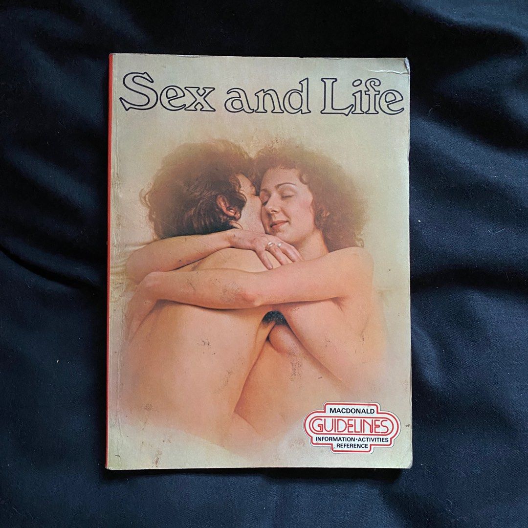 Sex and Life by Macdonald Guidelines Buku Alat Tulis Buku di  