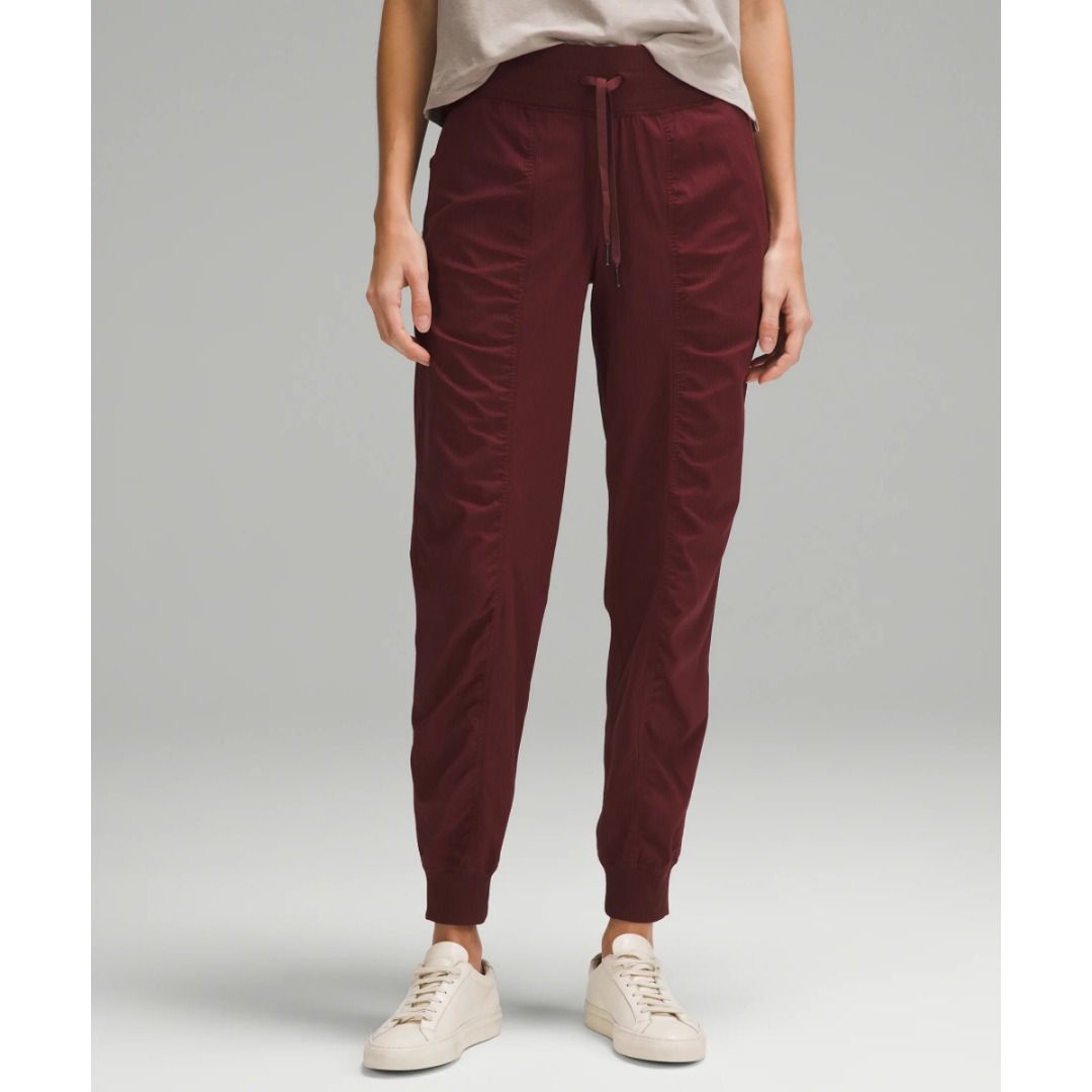 Size 2 4 BNWT Lululemon Dance Studio Jogger Full Length in Red Merlot Women s Fashion Activewear on Carousell
