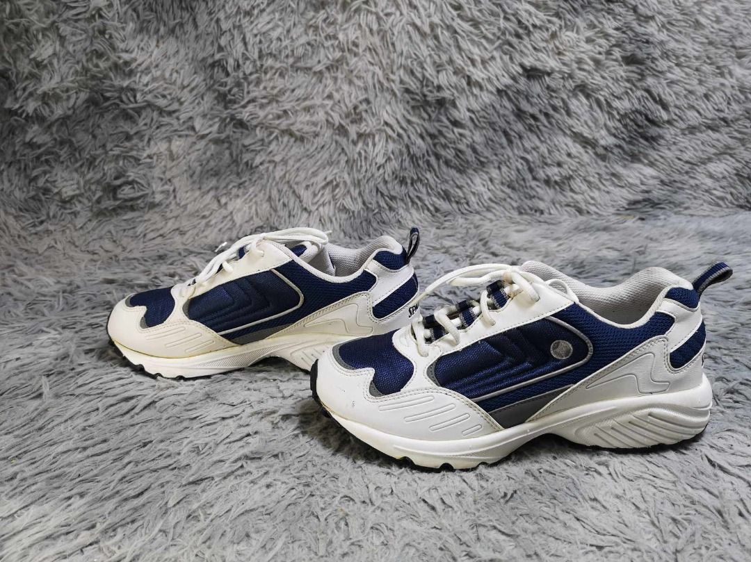 Spalding White Blue Sneakers Men s Fashion Footwear Sneakers on Carousell