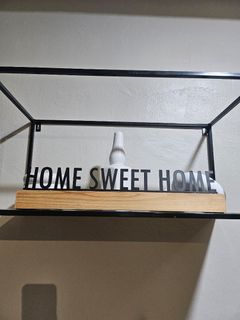(Category: ) located in . Submitted by declutterbyasha (Listing ID 1284613264, Image 1). Description: .