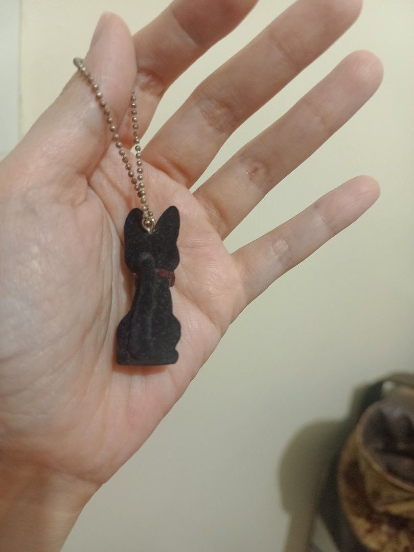 Studio ghibli jijicat keychain (Category: Character Goods) located in Quezon City. Submitted by timburtonfan (Listing ID 1284629356, Image 3). Description: .