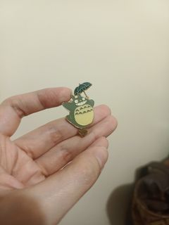 Studio ghibli Totoro pin/brooch