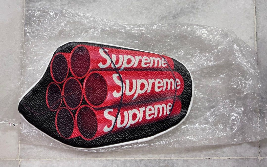 Supreme coin purse best sale