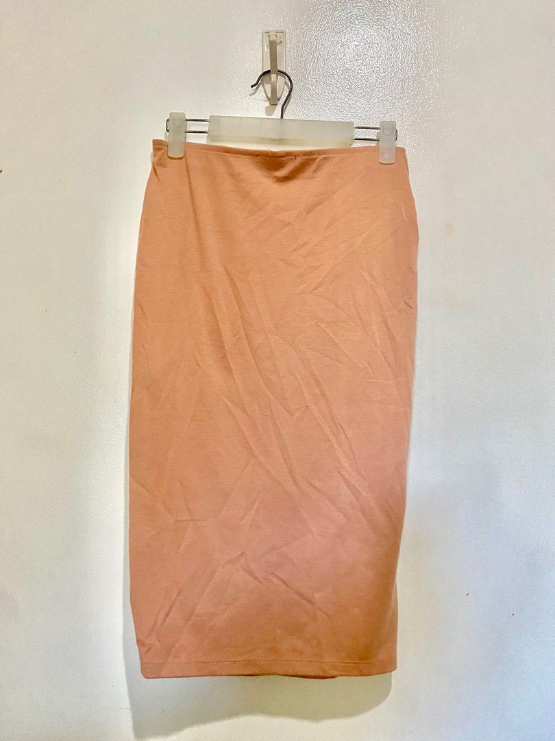Terranova Skirt fits s-m (Category: Skirts) located in Quezon City. Submitted by izastuff (Listing ID 1284697054, Image 1). Description: No low ballers! Mop: bdo gcash Loc: commonwealth, qc.
