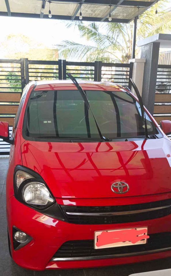 Toyota Wigo (Category: Used Cars) located in Manila. Submitted by mikael.eslava (Listing ID 1284710912, Image 1). Description: Details: - Orig OR/CR - 84k Odo - Leather Seats - Dashcam - RFID Installed - Super tipid sa gas - Gas n Go - Direct Buyer only / Pass to Agents Buy and Sell .