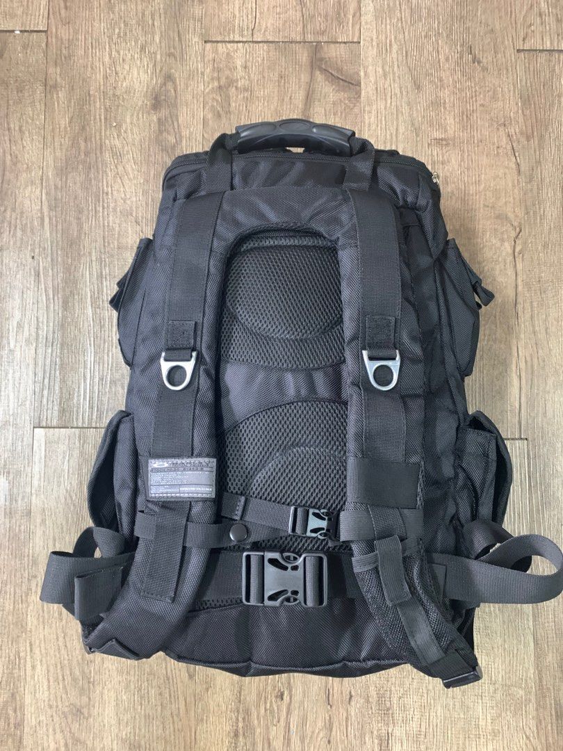 Oakley mechanism ap pack shop