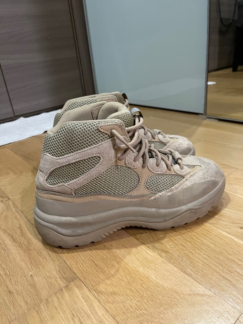 Yeezy sale dsrt bt