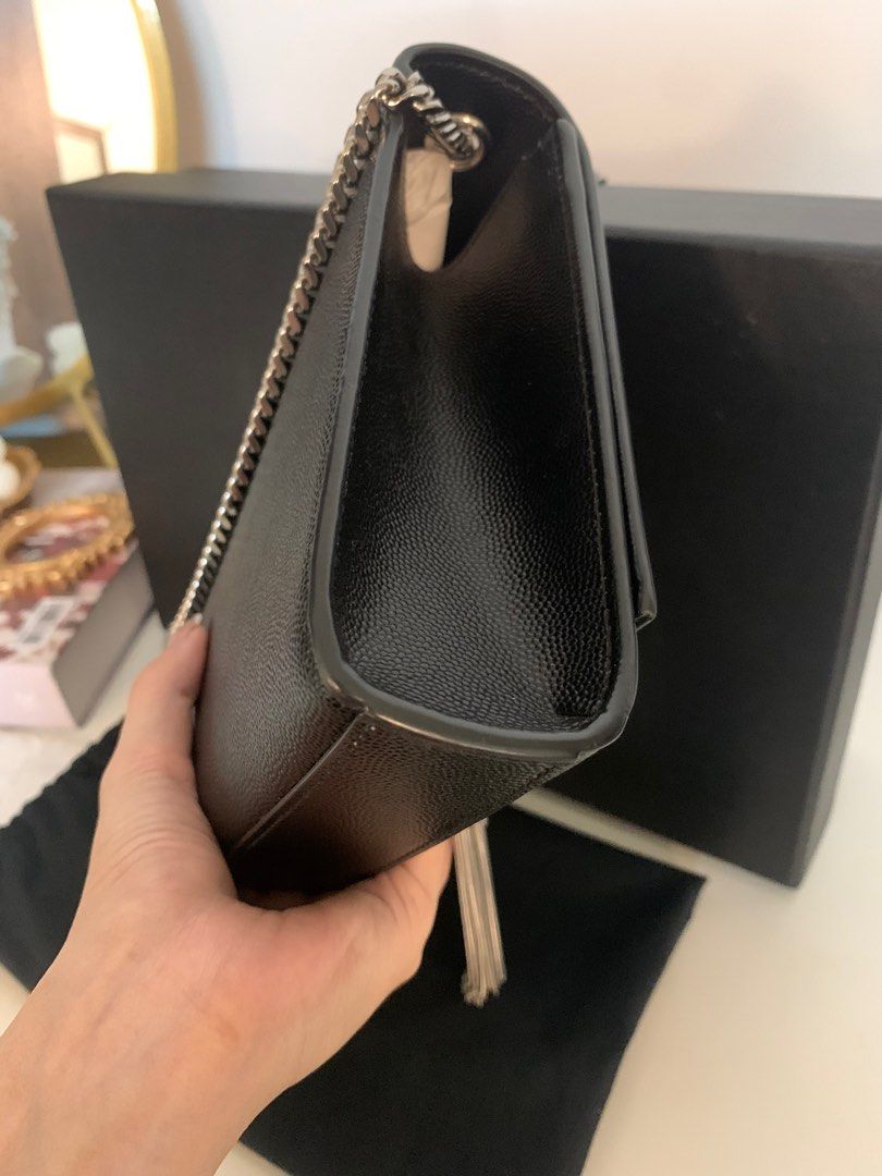 Kate medium bag with leather tassel hotsell in grain de poudre embossed leather