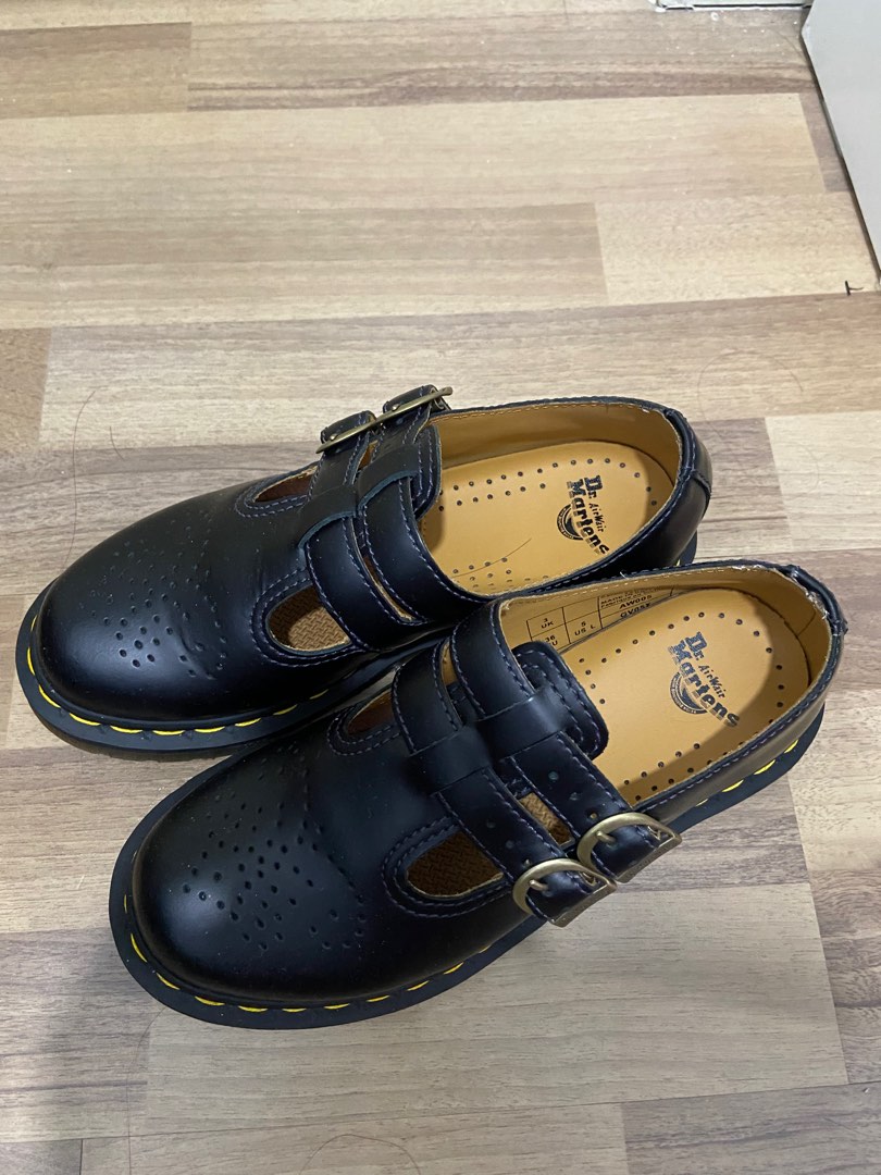 8065 smooth leather mary jane