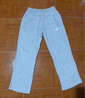 (Category: ) located in . Submitted by thethriftler (Listing ID 1280109760, Image 1). Description: .