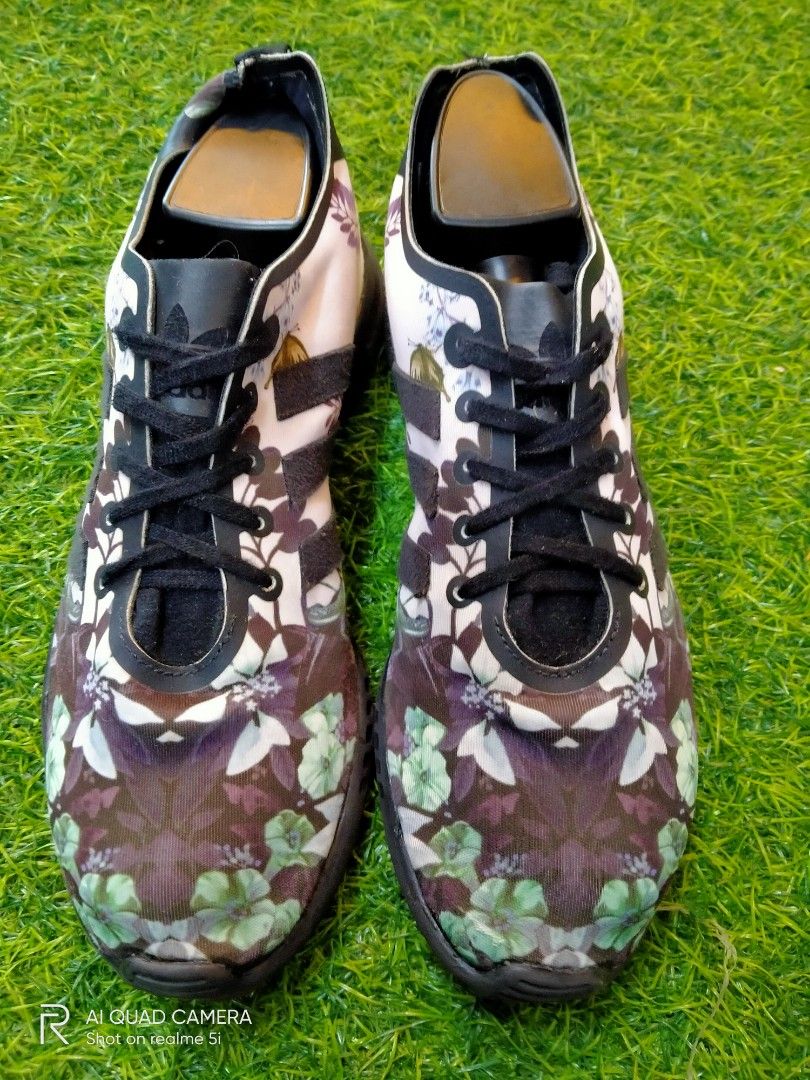 Black floral 2024 adidas flux