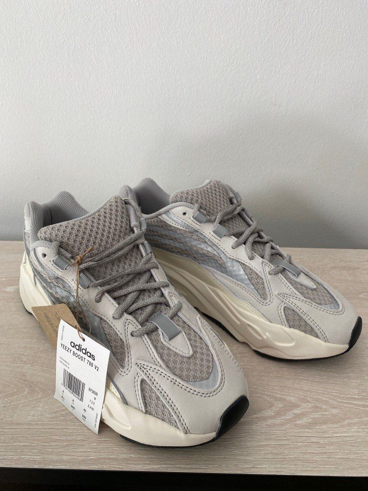 Buy yeezy discount 700 v2 static