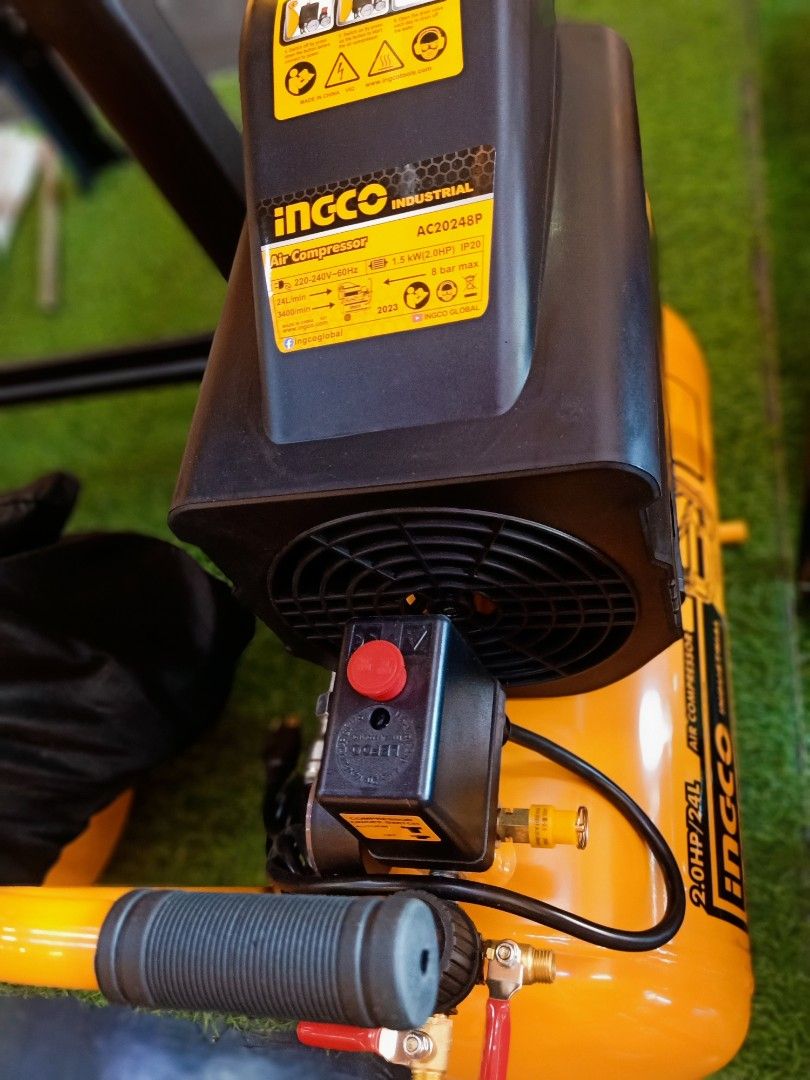 Air compressor 2hp, Commercial & Industrial, Construction Tools ...