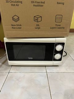 American Home Microwave (defective)