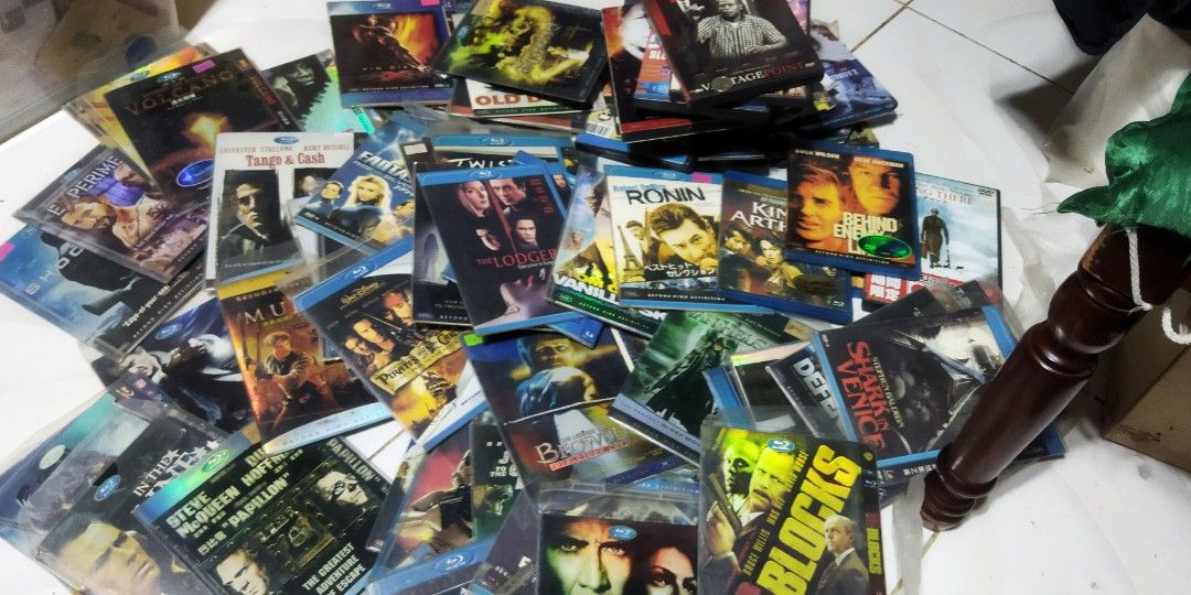 Assorted DVD movies (Category: CDs & DVDs) located in Pasay City. Submitted by marineljapansurplus (Listing ID 1284806950, Image 1). Description: Assorted DVD Hard to find Movies ₱50 each Blu-ray copy 64 Pcs. for only ₱3k take all. Free 24 Pcs DVD movies A total of 88 Pcs DVD Movies Take all for only ₱3k Location. Cabrera Pasay.