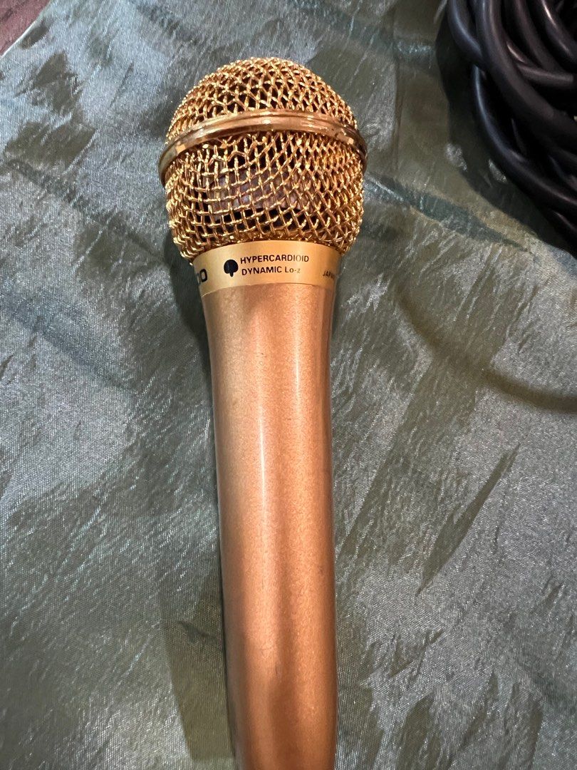 Audio-technica Pro-100 Japan (Category: Microphones) located in Makati City. Submitted by affordableeleganceemporium (Listing ID 1285051002, Image 3). Description: personal collection When it comes to microphones, the Audio-Technica Pro-100 from Japan is a top contender. Here’s why: 1. **Exceptional Sound Quality:** The Audio-Technica Pro-100 features high-quality components and advanced engineering, resulting in pristine audio reproduction. Whet