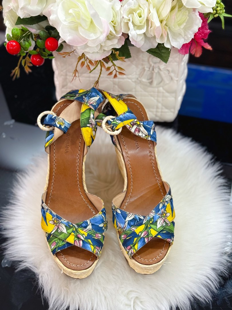 D&g wedges sales