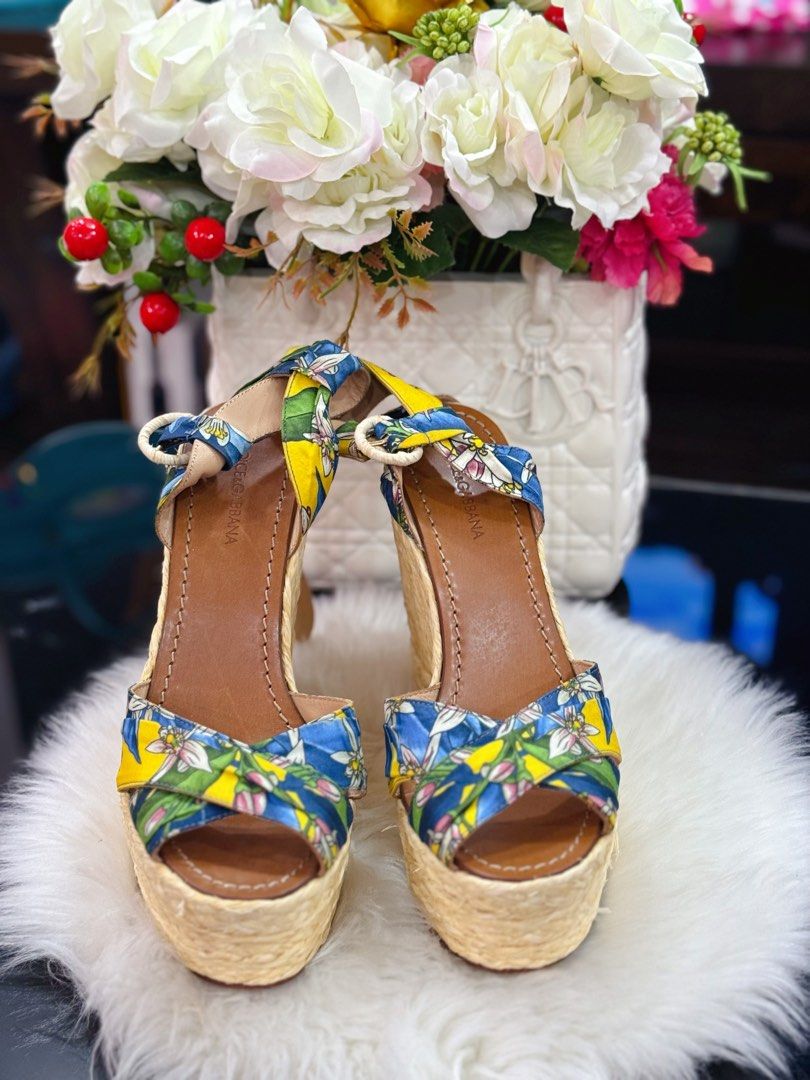 D&g wedges best sale