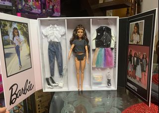 Barbie fashionista doll outlet storage case