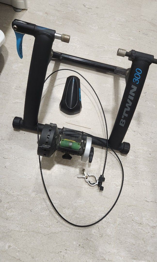 Bicycle Indoor Trainer BTwin 300 wheel stand Sports Equipment