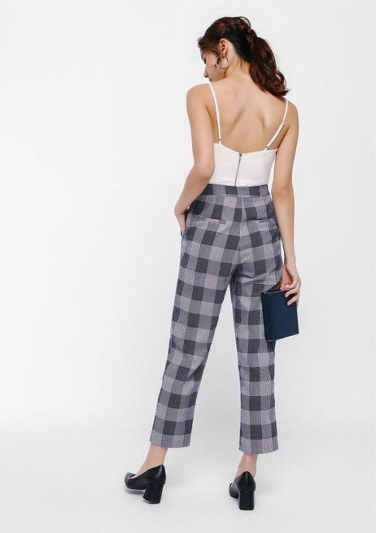 BNWT Love Bonito Kresten Plaid Checkered Cropped Pants in Grey