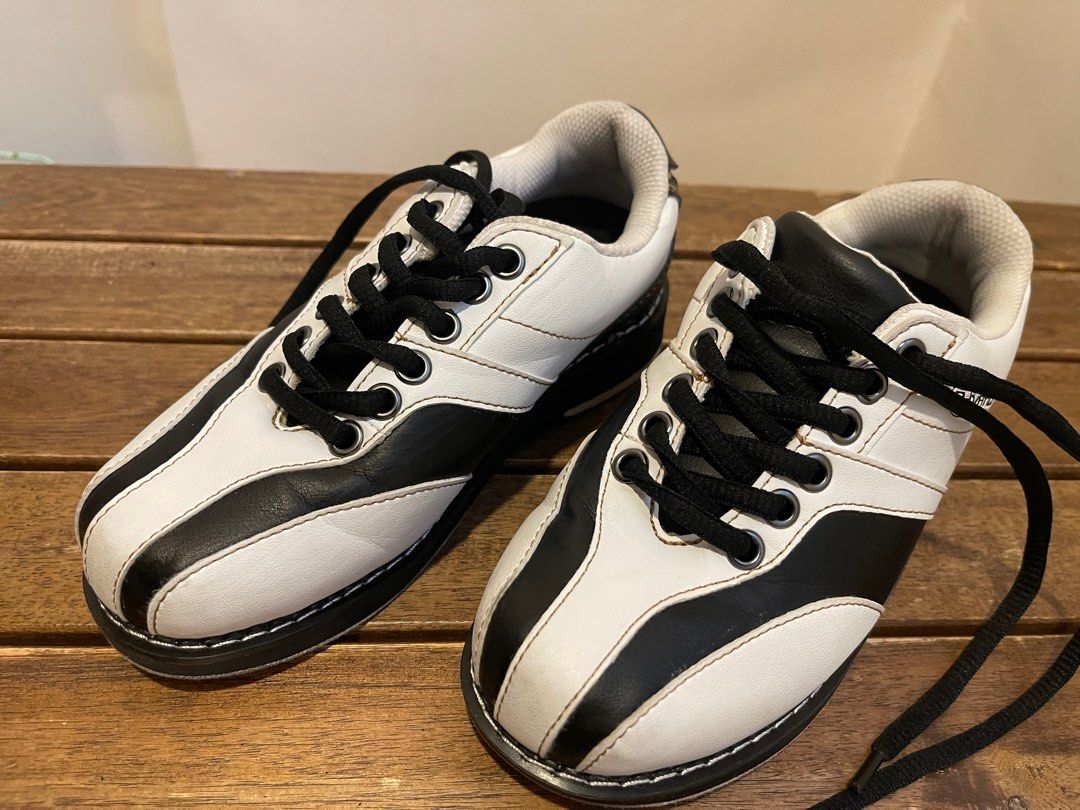 Childrens bowling shoes discount