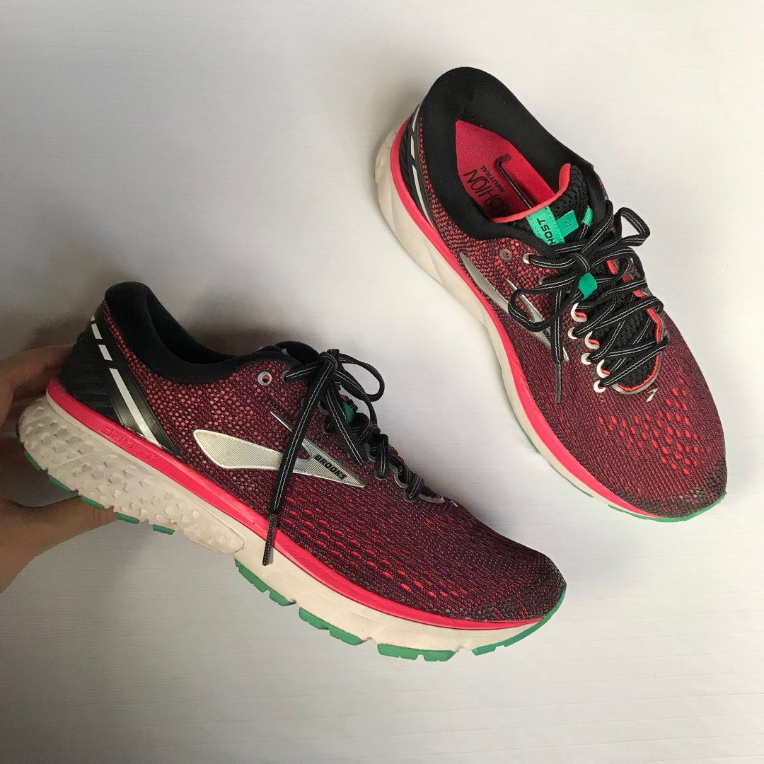 Brooks Ghost 11 Women s Running Shoes Black Pink Green in Size 10