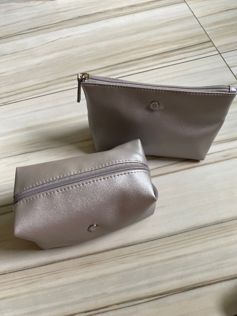 Bvlgari toiletry deals bag