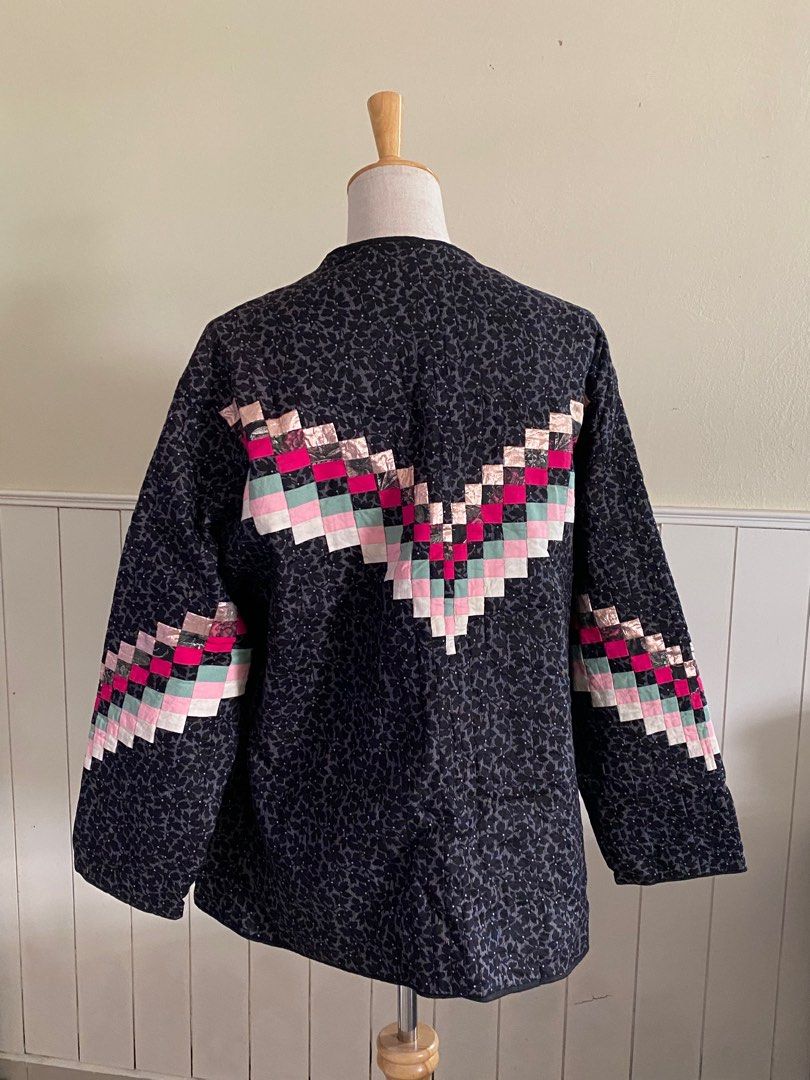 Checkered Jacket (Category: Coats, Jackets and Outerwear) located in Shah Alam. Submitted by _kemaakma (Listing ID 1284979522, Image 3). Description: .