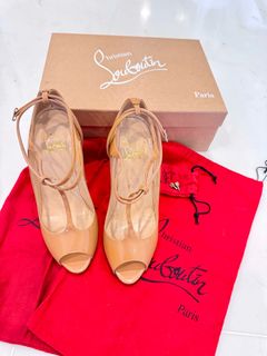 Christian louboutin pumps on sale nude