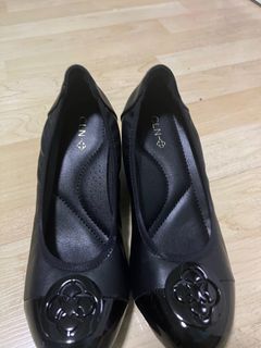 CLN Black Wedge Shoes Size 6