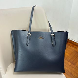 （分類：）位於 。 由 lizzuq 提交（商品編號 1284884173，圖片 1）。簡介： 。