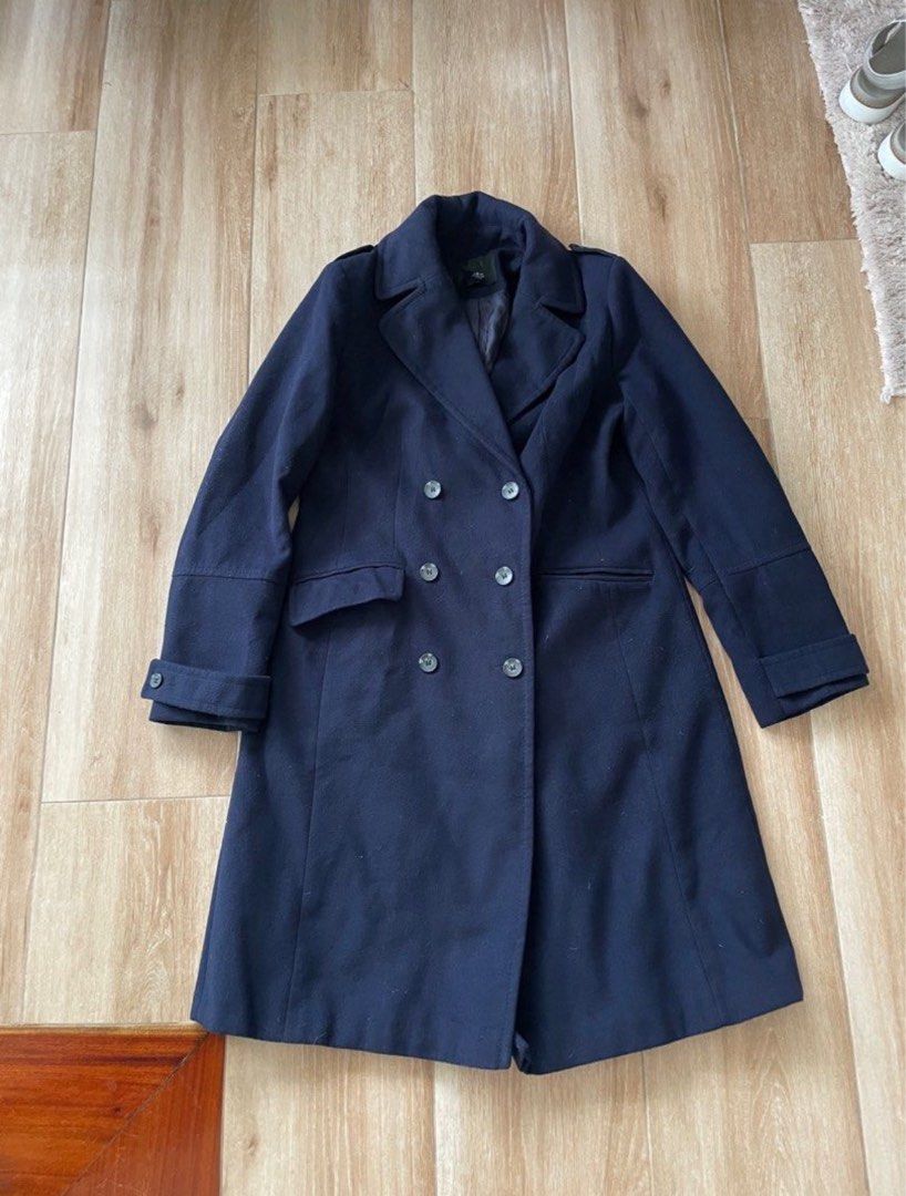 Dorothy Perkins UK long blue coat (Category: Coats, Jackets and Outerwear) located in Taguig. Submitted by marmar.things (Listing ID 1284846612, Image 1). Description: Blue coat Large for layering and an oversized fit Worn for Europe winter trip .