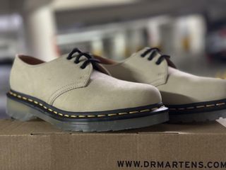 Dr. Martens 1461 Iced II Buttersoft Leather Oxford Shoes (Light Tan) Unisex Size 5 (Men), Size 6 (Women)