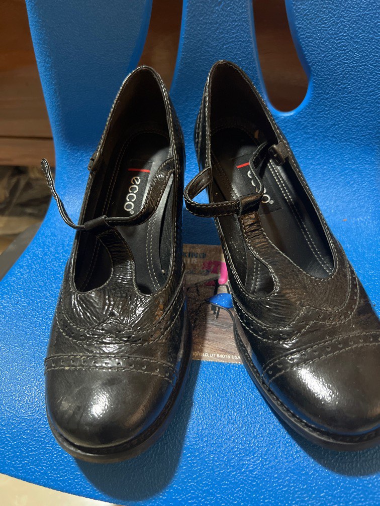 Ecco Black shoes size 6 Women s Fashion Footwear Heels on Carousell