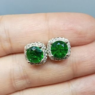 Emerald Stud Earrings - Square shape design.