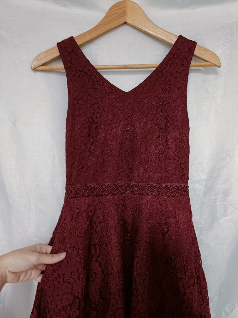chinese dress ladies Chic Lace Long Burgundy Backless Bridesmaid Dresses With Short-Sleeves –  Newinlook main image 1
