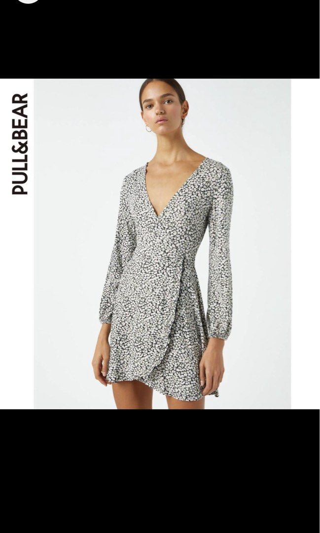 Pull and bear best sale wrap dress