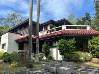 For Rent : 4BR House and Lot Fully Furnished in Ayala Alabang Village Muntinlupa | 8RSLgS-MW