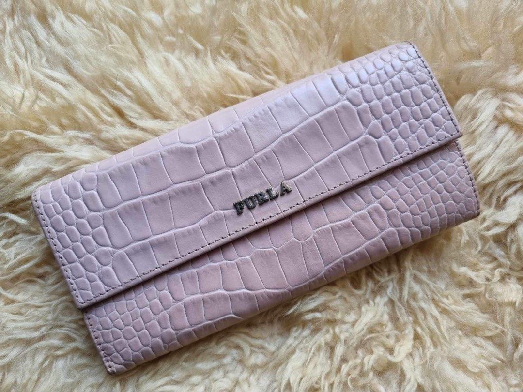 Furla Croc Embossed long wallet (Category: Luxury Bags & Wallets) located in Cagayan de Oro. Submitted by borse_de_amore (Listing ID 1285050328, Image 2). Description: Furla Croc Embossed long wallet Rank AB+ Signs of use tolerable. Sale at 1380 only from 1,880.