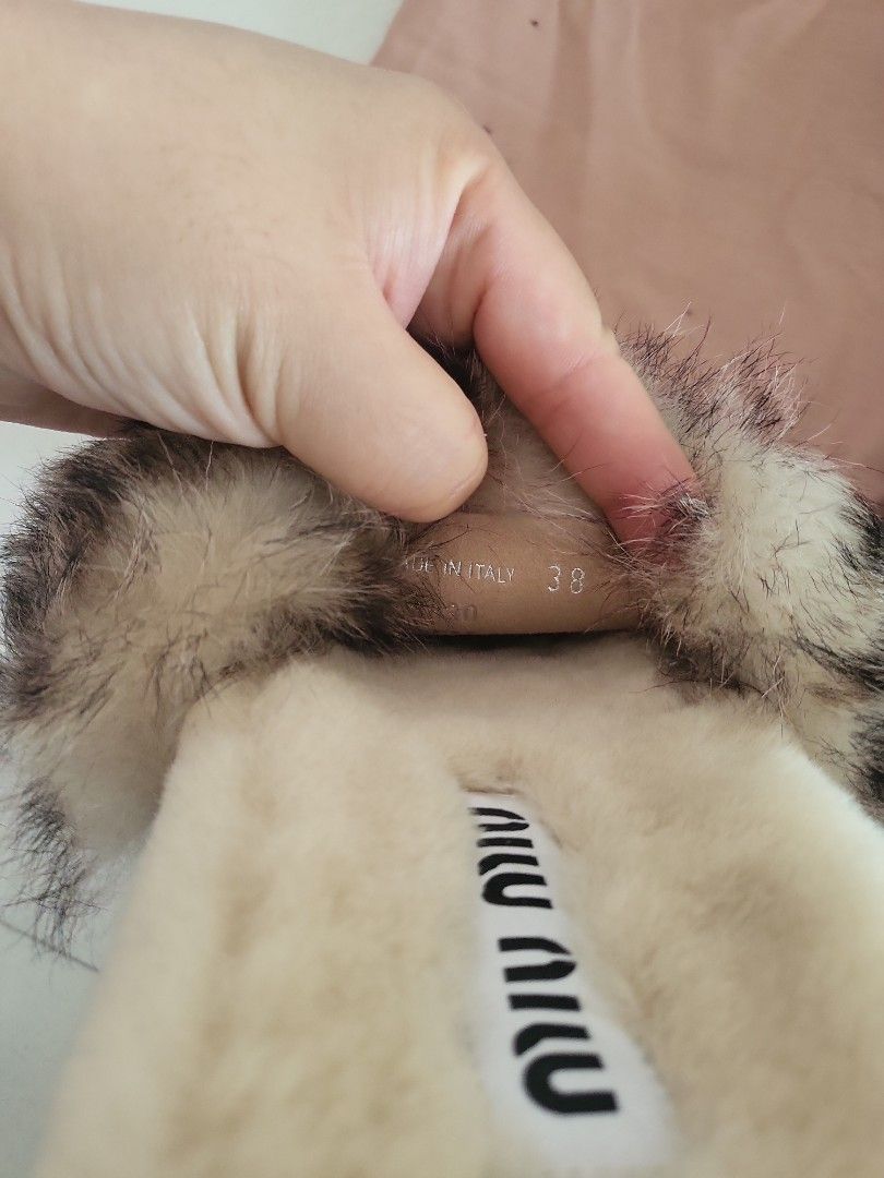 Furry sandal discount