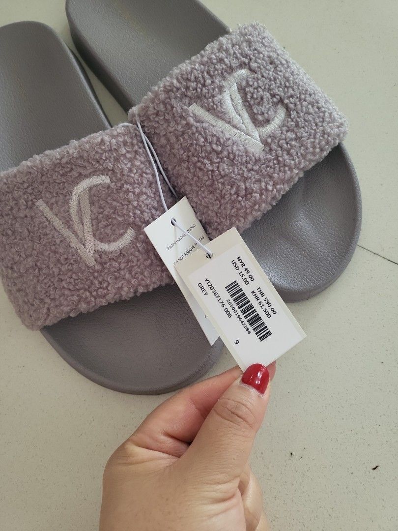 Fur sandal top