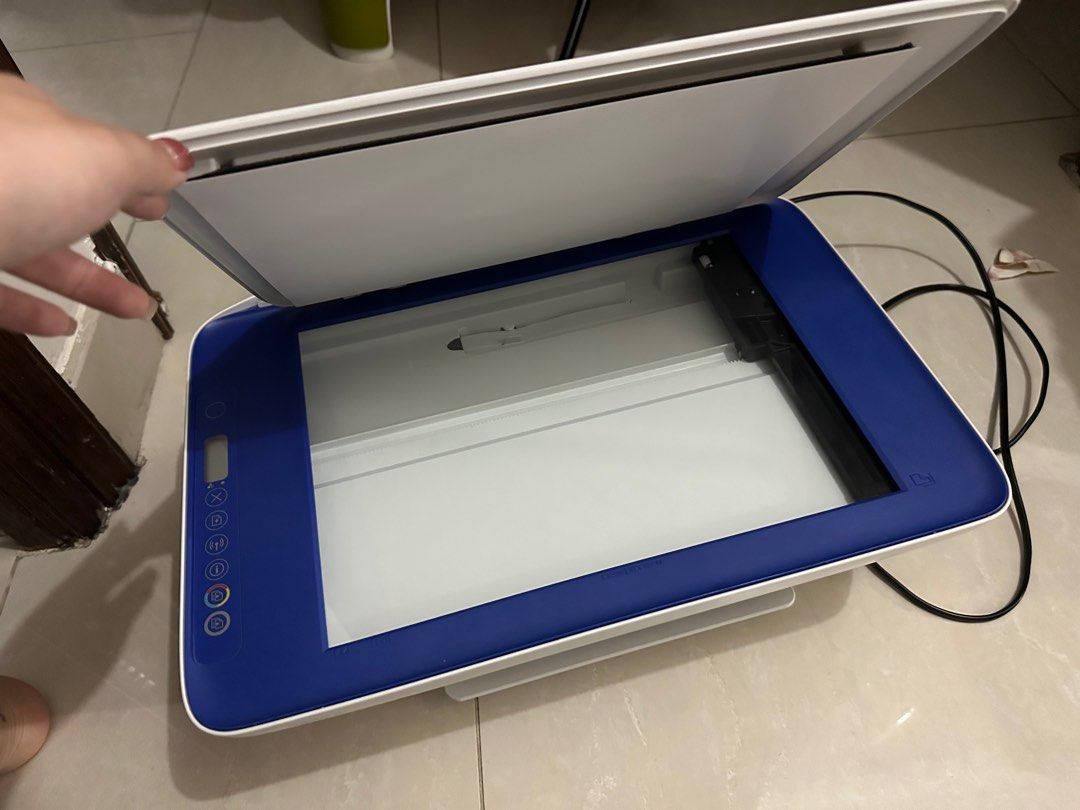 Hp printer （分類：打印機及影印機）位於 Hong Kong。 由 gracexxxc 提交（商品編號 1284910671，圖片 2）。簡介： 接近全新少用，清屋放售，所有功能正常，可連Wi-Fi打印。